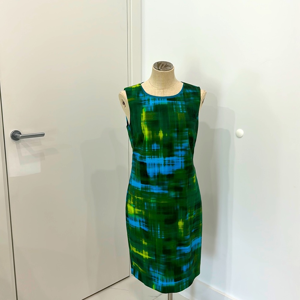 T Tahari Sleeveless Watercolor Print Midi Dress